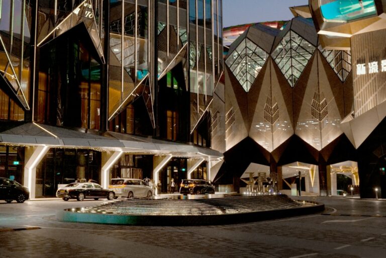 Experience Luxury and Thrills at StayTimeGuide.com